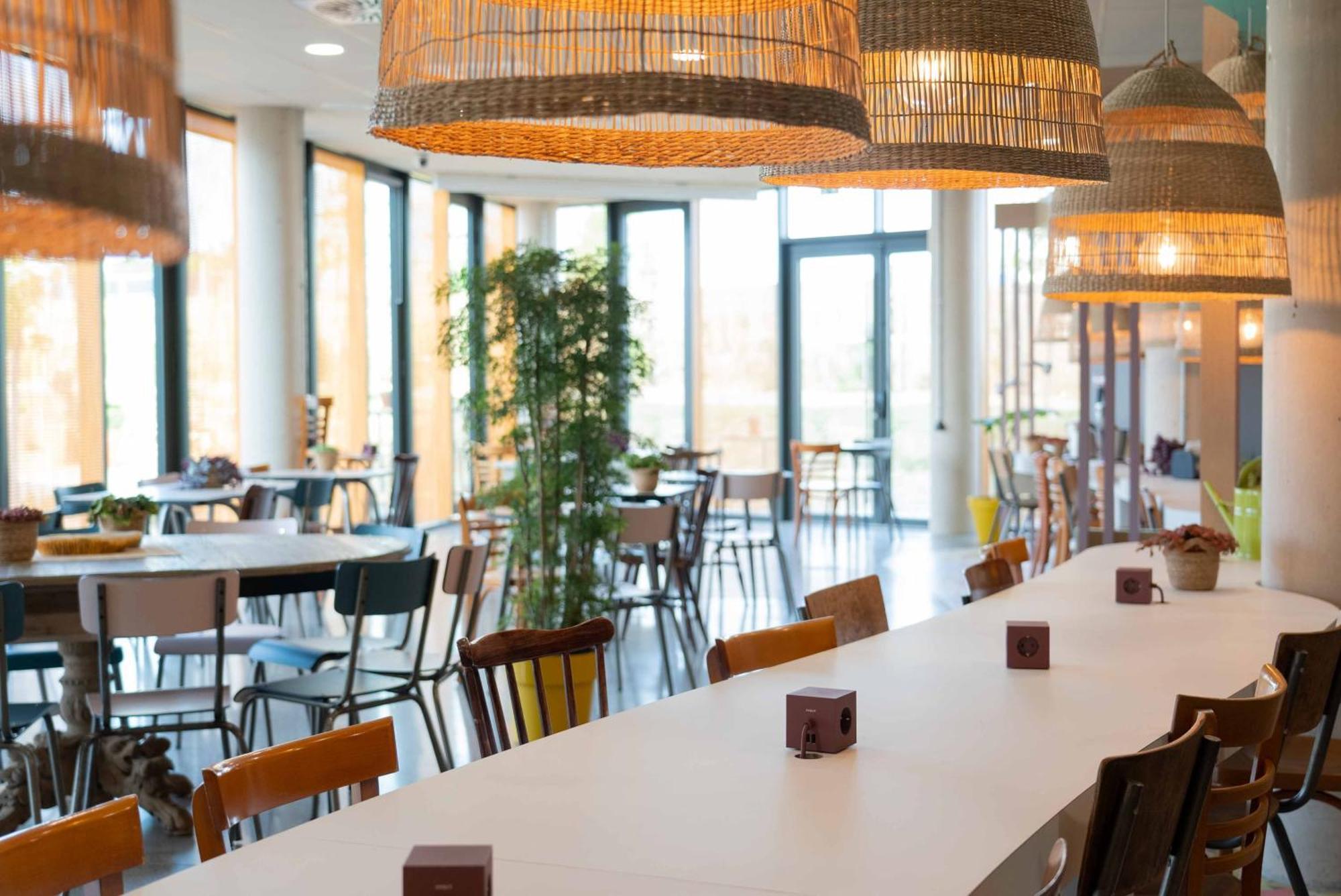 Greet Hotel Rennes Pace Екстер'єр фото